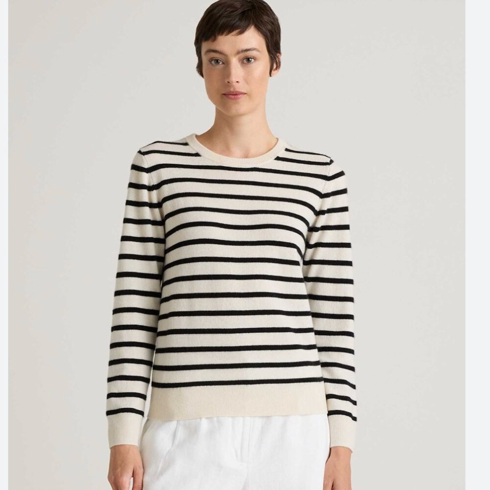 Quince Mongolian Cashmere Crewneck Sweater